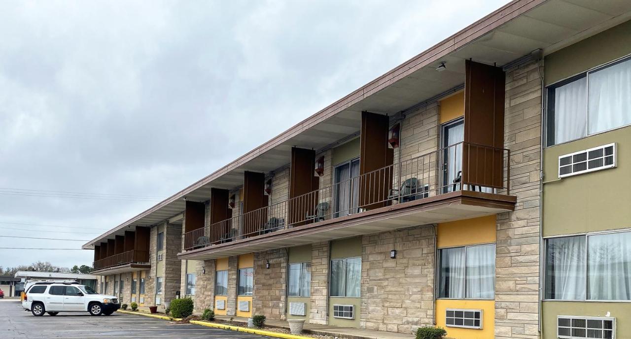 Travelodge By Wyndham Bloomington Eksteriør bilde