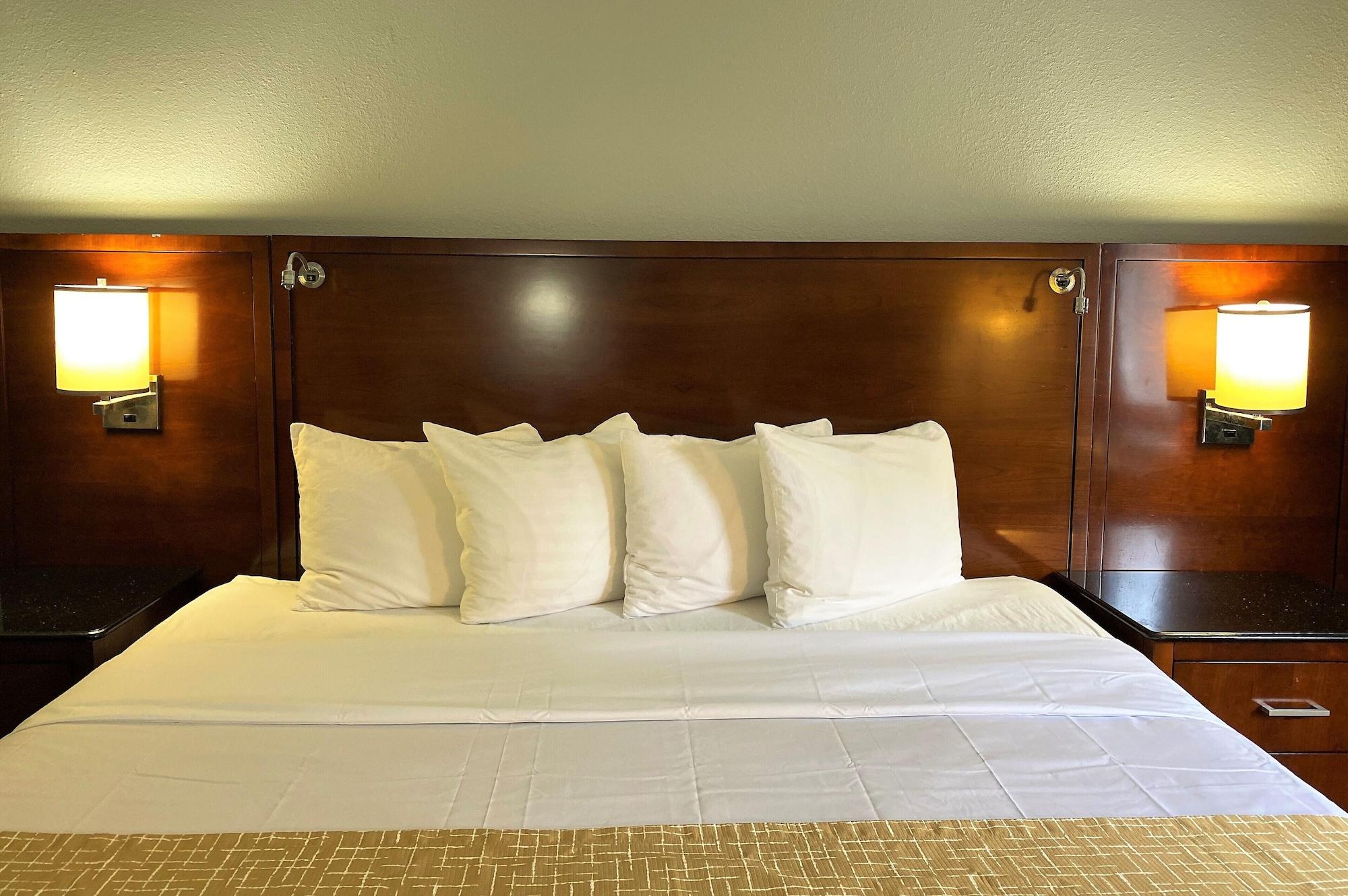 Travelodge By Wyndham Bloomington Eksteriør bilde