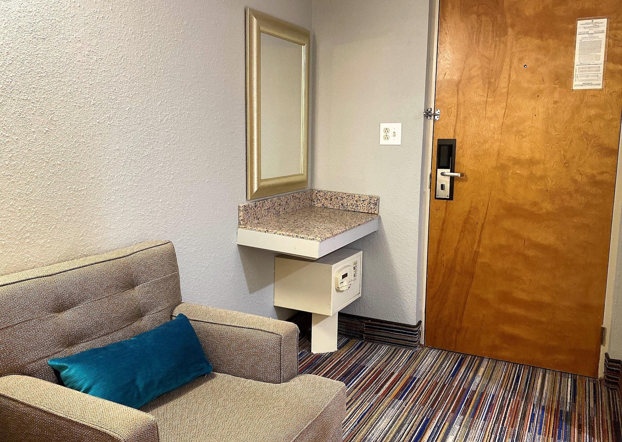 Travelodge By Wyndham Bloomington Eksteriør bilde